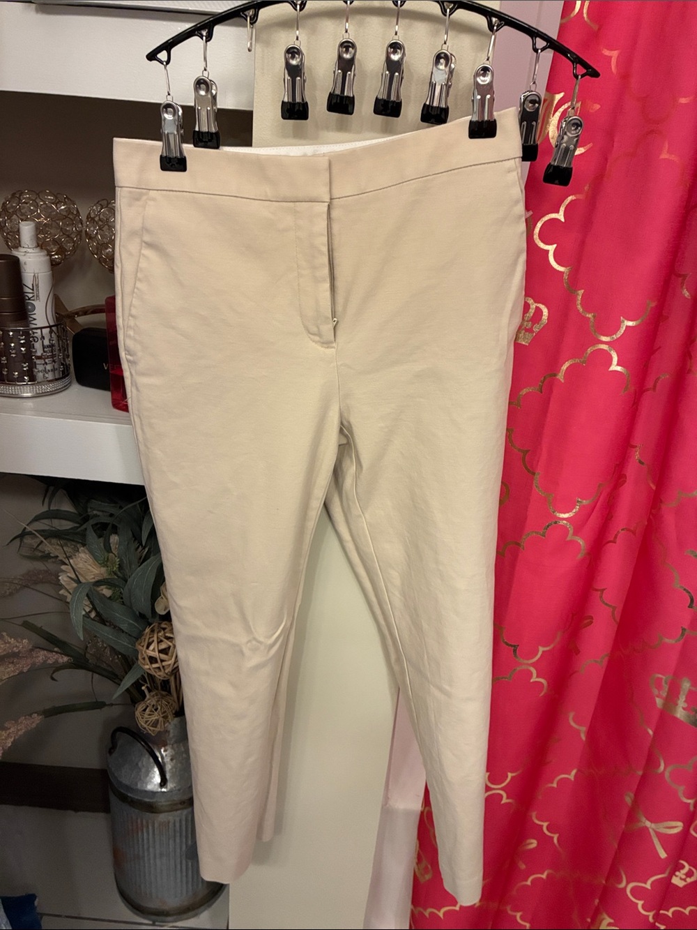 Ann Taylor Cream Skinny Pull-On Ankle Pants